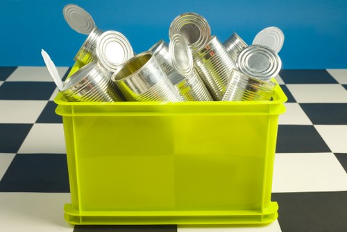 Brentford waste collection with mixed recyclable materials